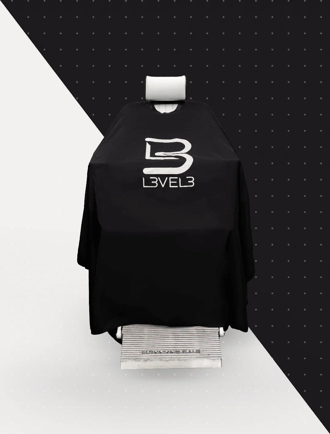 L3VEL3  Professional Rubber Neck Cutting Cape